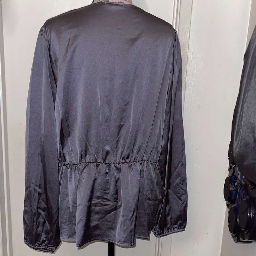 Pleione Gray V-Neck Blouse - Picture 3 of 3
